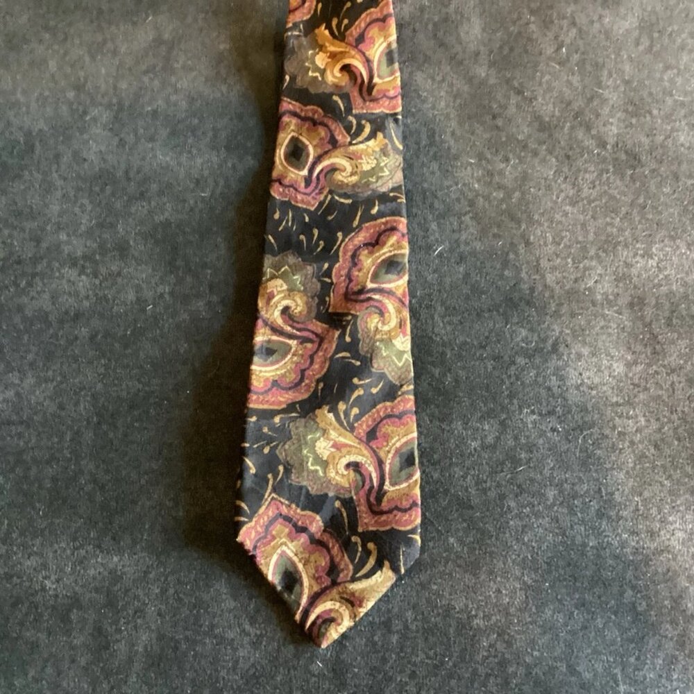 Villa Bugatti Men Neck Tie 100% Italian Silk Paisley Black Burgundy Copper